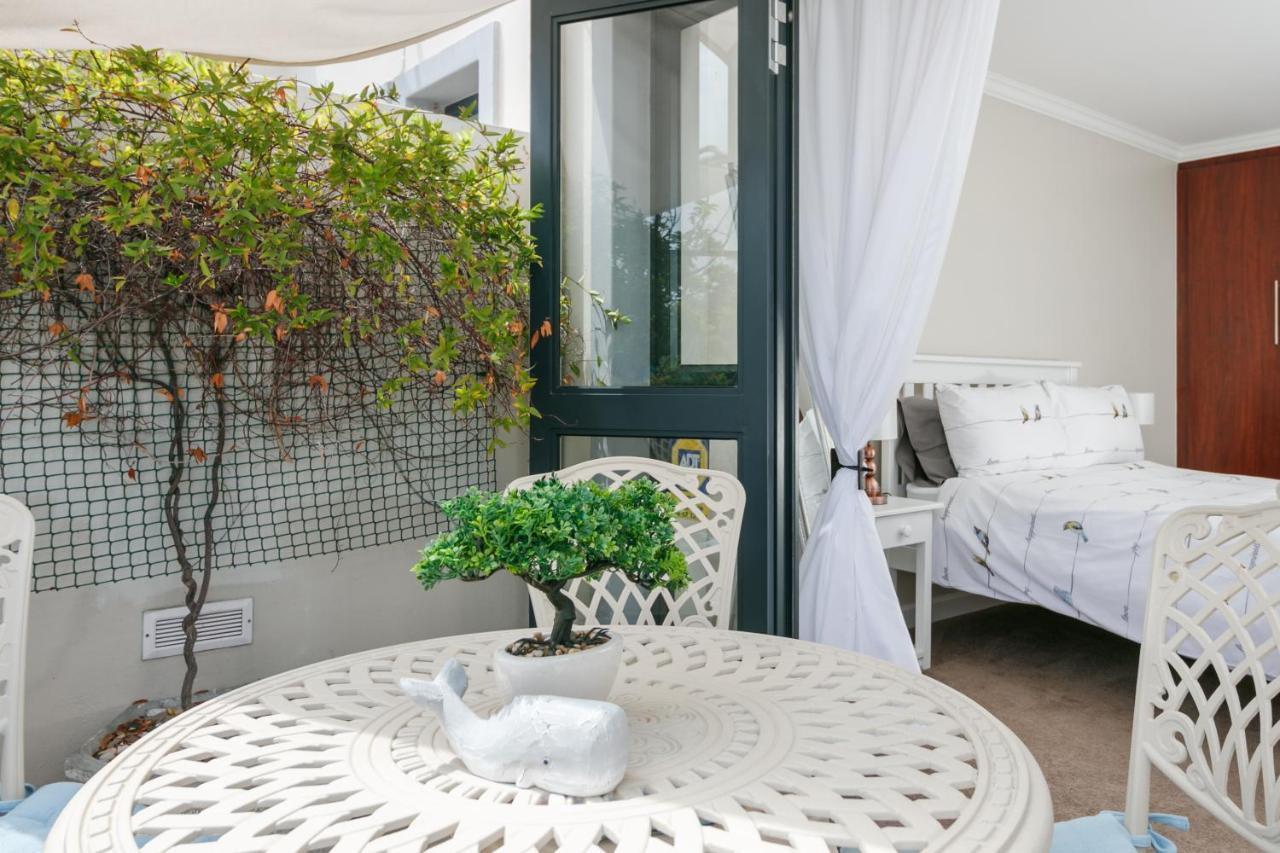 Blue Moon Apartments Knysna Eksteriør bilde